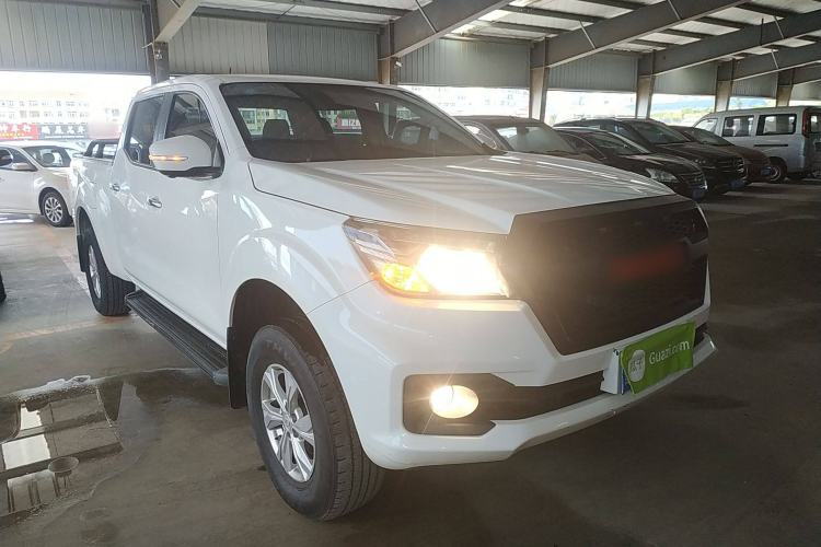 Used Dongfeng Ruichi 6 2021 2.3T Automatic 4x4 Diesel Luxury Long-Box M9T Front Right 45 Deg