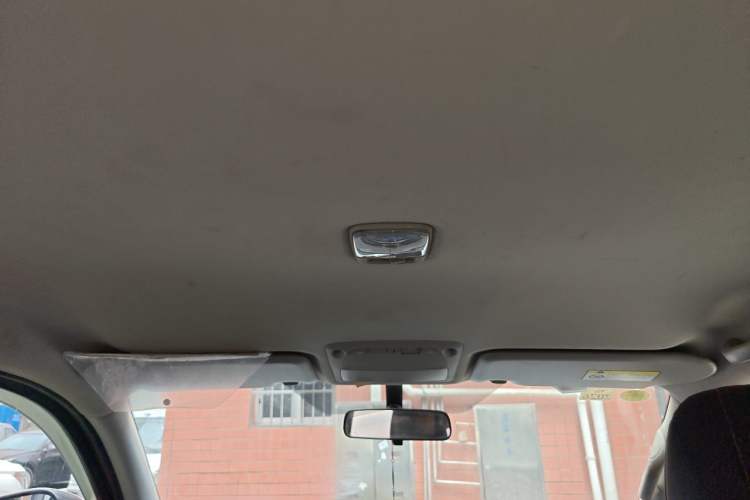 Used Dongfeng Ruichi 6  Headliner