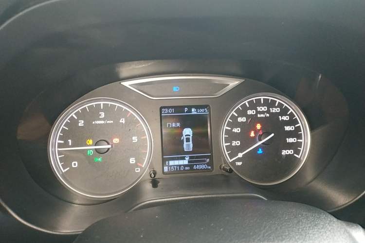 Used Dongfeng Ruichi 6 2021 2.3T Automatic 4x4 Diesel Luxury Long-Box M9T Instrument Cluster