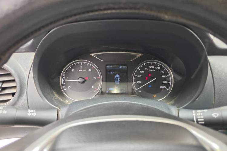 Used Dongfeng Ruichi 6  Instrument Cluster