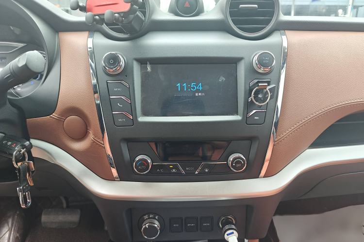 Used Dongfeng Ruichi 6 2021 2.3T Automatic All-Wheel Drive Diesel Luxury M9T Interior 2