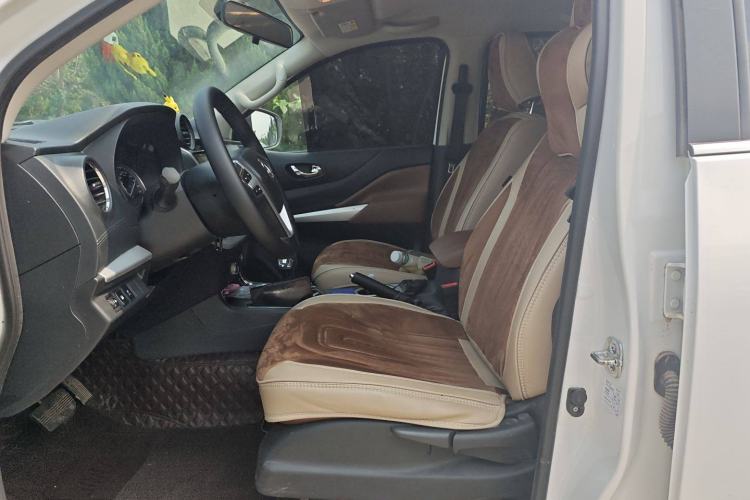 Used Dongfeng Ruichi 6 2021 2.3T Automatic 4x4 Diesel Luxury Long-Box M9T Left Front Seat