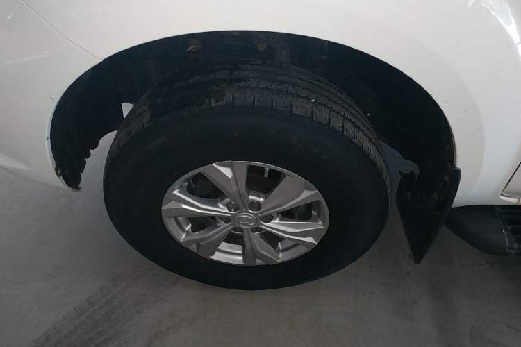 Used Dongfeng Ruichi 6 2021 2.3T Automatic 4x4 Diesel Luxury Long-Box M9T Left Front Wheel Hub