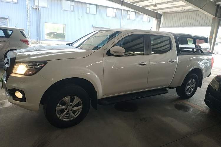 Used Dongfeng Ruichi 6 2021 2.3T Automatic 4x4 Diesel Luxury Long-Box M9T Left Side