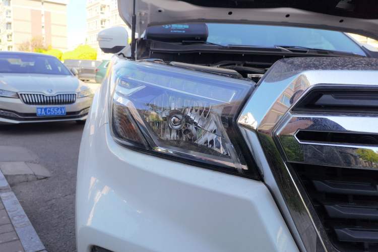 Used Dongfeng Ruichi 6 2021 2.3T Automatic 4x4 Diesel Luxury Long-Box M9T Right Front Headlight