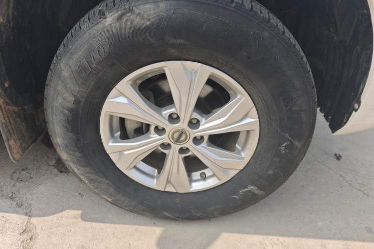 Used Dongfeng Ruichi 6 2021 2.3T Automatic 4x4 Diesel Luxury Long-Box M9T Right Front Wheel Hub