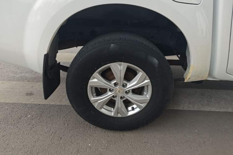 Used Dongfeng Ruichi 6 2021 2.3T Manual Two-Wheel Drive Diesel Standard M9T Right Rear Wheel Hub