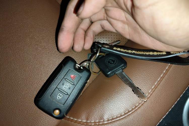 Used Dongfeng Ruichi 6 2021 2.3T Automatic All-Wheel Drive Diesel Luxury M9T Vehicle Key