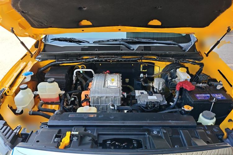 Used Dongfeng Ruichi 6 2022 Bucket Flagship Edition Engine Bay