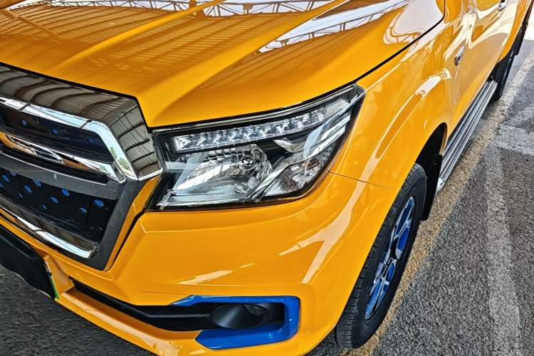 Used Dongfeng Ruichi 6 2022 Bucket Flagship Edition Left Front Headlight