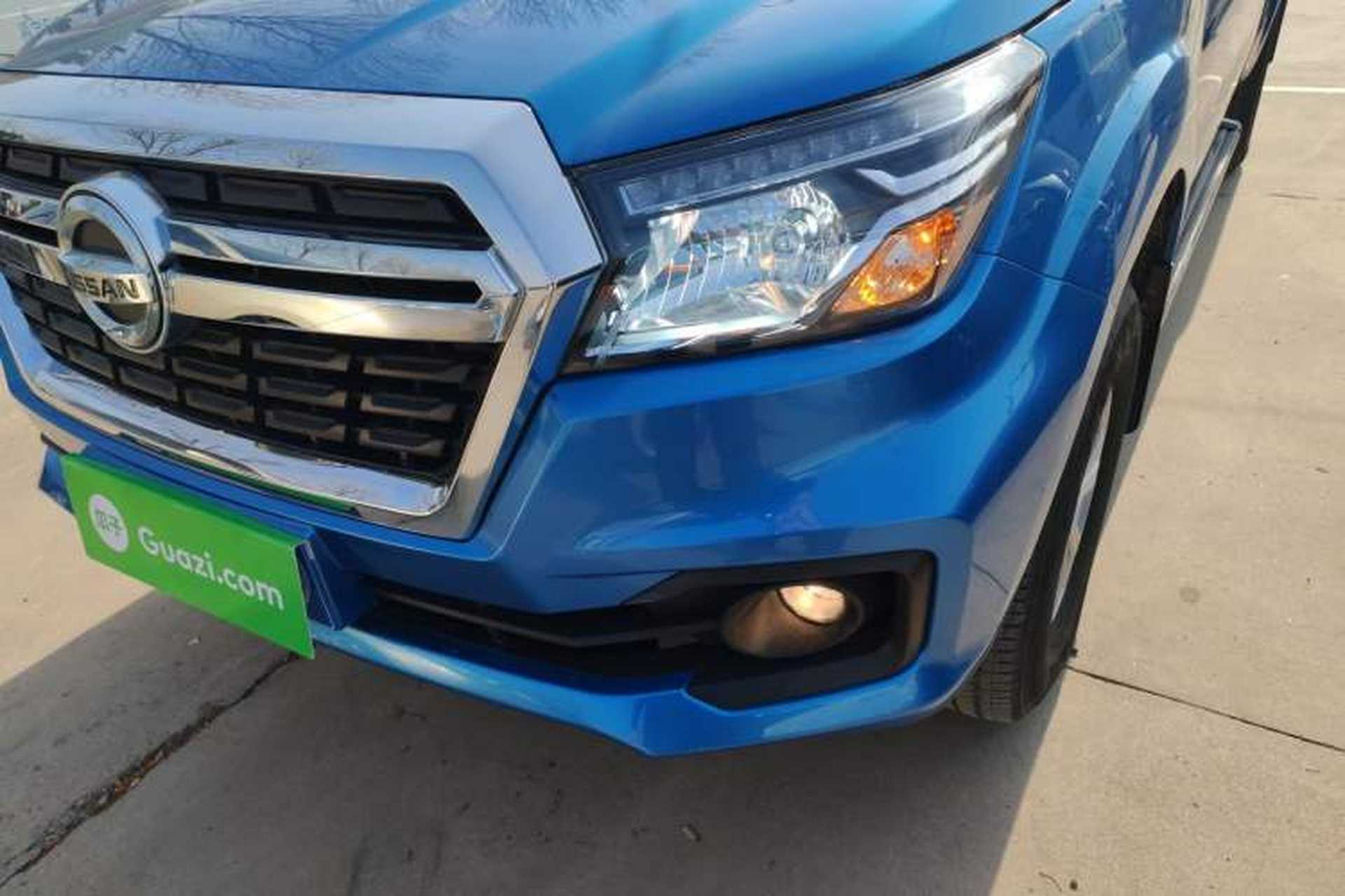 Used Dongfeng Ruichi 6 2023 Revised Version 2.3T Manual Two-Wheel Drive Diesel Standard Trim with Long Cargo Bed Left Front Headlight