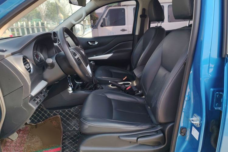 Used Dongfeng Ruichi 6 2023 Revised Version 2.3T Manual Two-Wheel Drive Diesel Standard Trim with Long Cargo Bed Left Front Seat