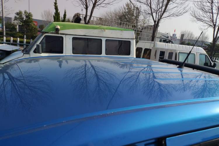 Used Dongfeng Ruichi 6 2023 Revised Version 2.3T Manual Two-Wheel Drive Diesel Standard Trim with Long Cargo Bed Roof