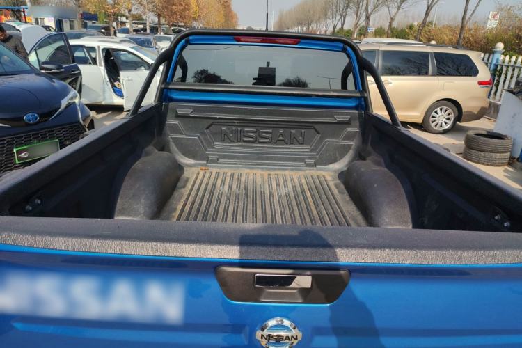 Used Dongfeng Ruichi 6 2023 Revised Version 2.3T Manual Two-Wheel Drive Diesel Standard Trim with Long Cargo Bed Trunk