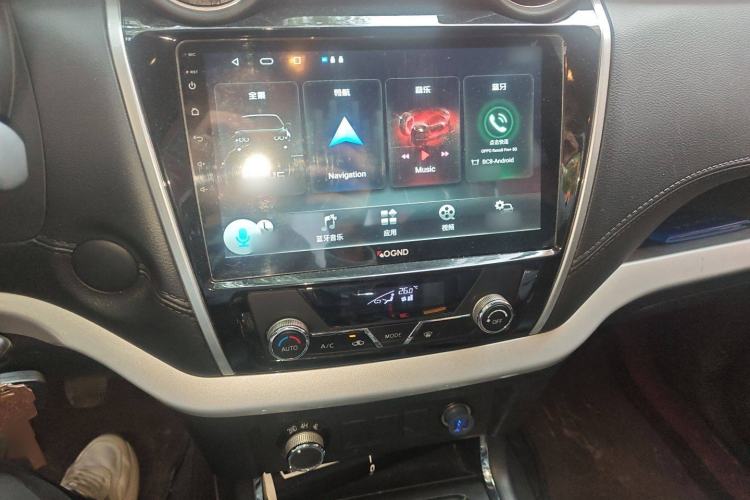 Used Dongfeng Ruichi 6 2023 2.3T Manual 4x4 Diesel Standard Version Audio And AC Panel