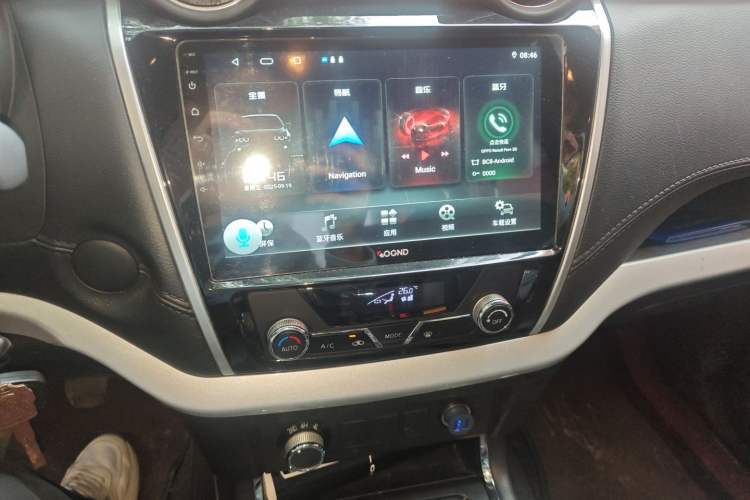 Used Dongfeng Ruichi 6 2023 2.3T Manual 4x4 Diesel Standard Version Audio And AC Panel