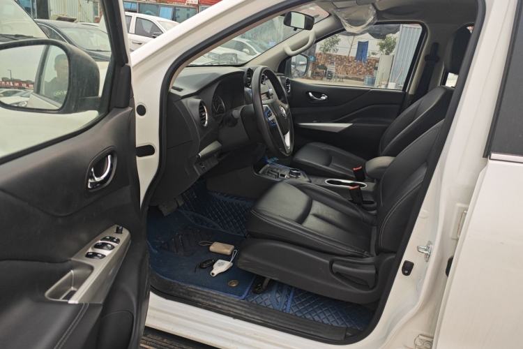 Used Dongfeng Ruichi 6 2023 Bucket-Style Standard Version 350 km Driver Seat