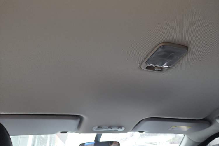 Used Dongfeng Ruichi 6 2023 Revised Version 2.4L Manual Two-Wheel Drive Gasoline Standard Edition Headliner