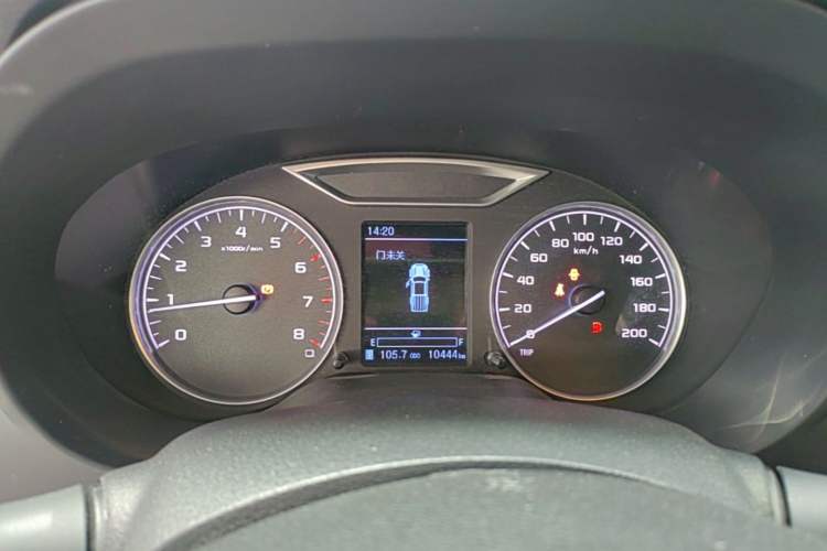 Used Dongfeng Ruichi 6 2023 2.4L Manual Two-Wheel Drive Gasoline Standard Version with Long Cargo Bed Instrument Cluster