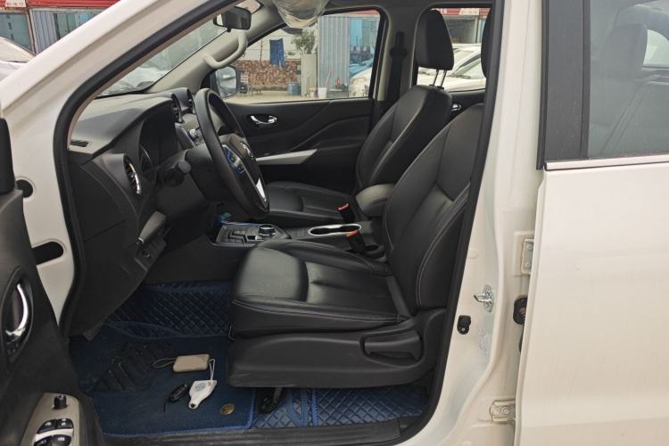 Used Dongfeng Ruichi 6 2023 Bucket-Style Standard Version 350 km Left Front Seat