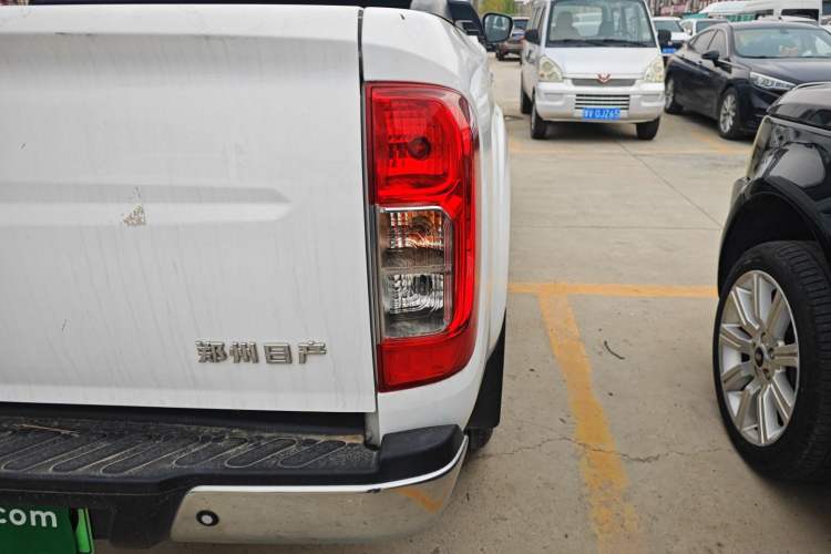Used Dongfeng Ruichi 6 2023 Bucket-Style Standard Version 350 km Right Rear Taillight