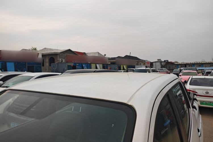 Used Dongfeng Ruichi 6 2023 Bucket-Style Standard Version 350 km Roof