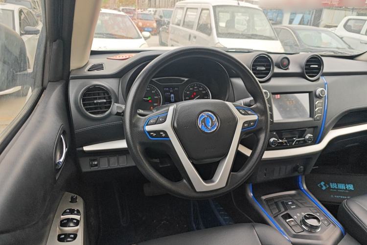 Used Dongfeng Ruichi 6 2023 Bucket-Style Standard Version 350 km Steering Wheel