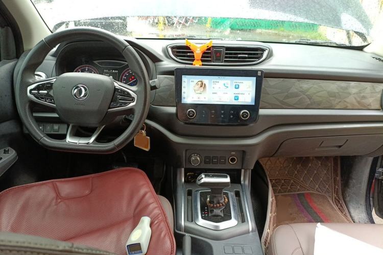 Used Dongfeng Ruichi 6 Pro 2024 2.3T Automatic 4x4 Diesel Luxury Edition with Long Cargo Bed Center Console