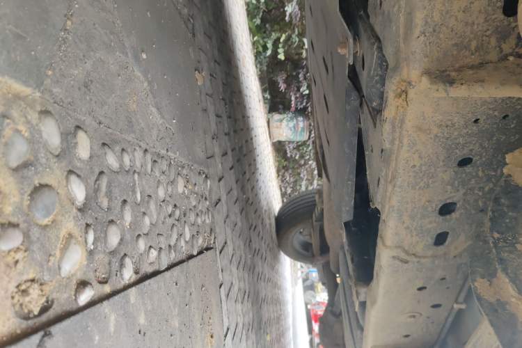 Used Dongfeng Ruichi 7 2022 2.3T Manual 4x4 Diesel Flagship M9T Chassis Front Left