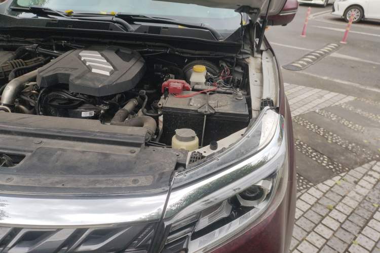 Used Dongfeng Ruichi 7 2022 2.3T Manual 4x4 Diesel Flagship M9T Engine Bay Left