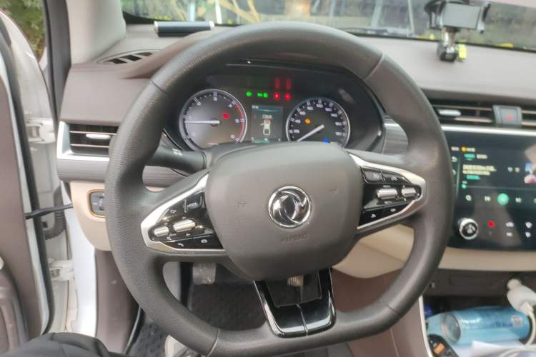 Used Dongfeng Ruichi 7 2022 2.3T Manual 4x4 Diesel Flagship M9T Steering Wheel