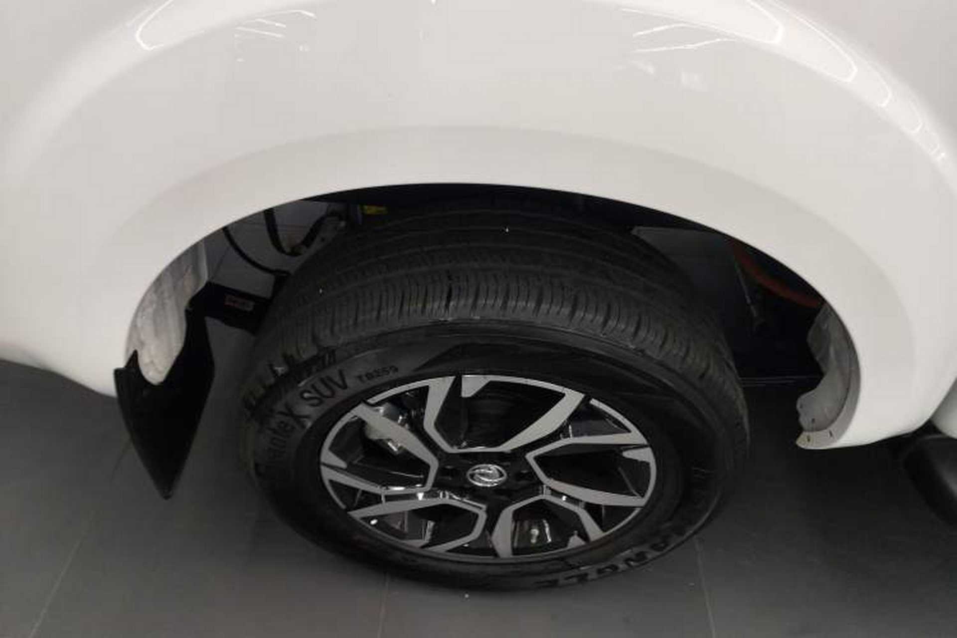 Used Dongfeng Ruichi 7 2025 Model, Two-Wheel-Drive Elite Edition Bucket Version Exterior 8