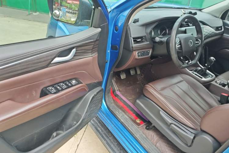 Used Dongfeng Ruichi 7 2022 2.3T Manual 4x4 Diesel Standard Version with Long Cargo Bed M9T Driver Seat