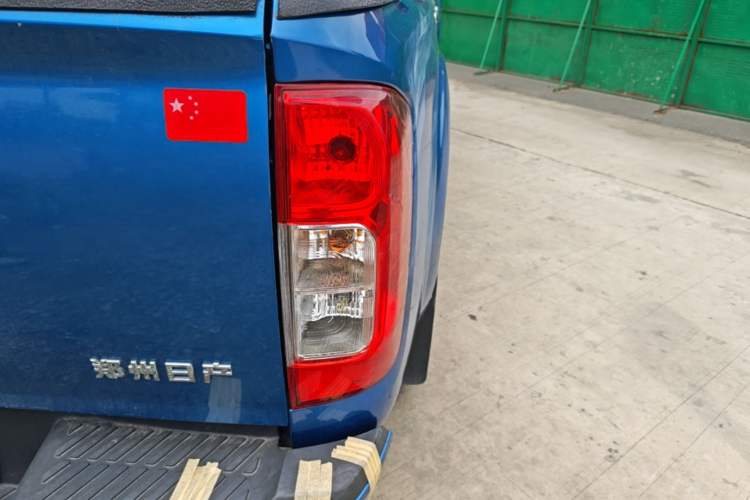 Used Dongfeng Ruichi 7 2022 2.3T Manual 4x4 Diesel Standard Version with Long Cargo Bed M9T Exterior 3