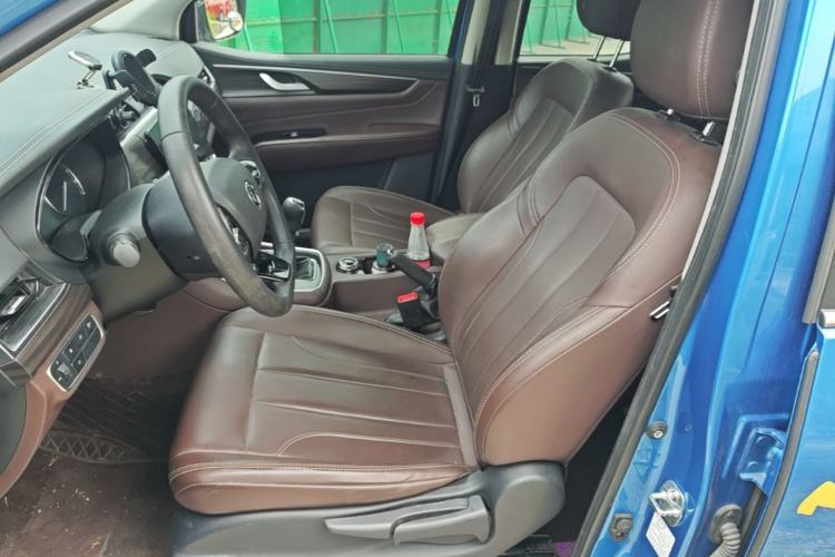Used Dongfeng Ruichi 7 2022 2.3T Manual 4x4 Diesel Standard Version with Long Cargo Bed M9T Left Front Seat
