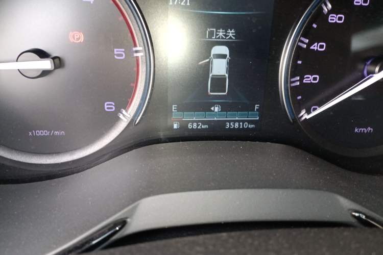 Used Dongfeng Ruichi 7 2022 2.3T Manual 4x4 Diesel Flagship M9T Odometer Close Up