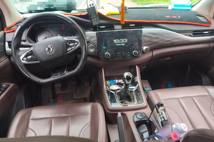 Used Dongfeng Ruichi 7 2022 2.3T Manual Two-Wheel Drive Diesel Standard Version with Long Cargo Bed M9T Center Console