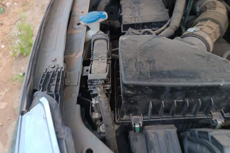 Used Dongfeng Ruichi 7 2022 2.3T Manual 4x4 Diesel Standard Version with Long Cargo Bed M9T Engine Bay Right