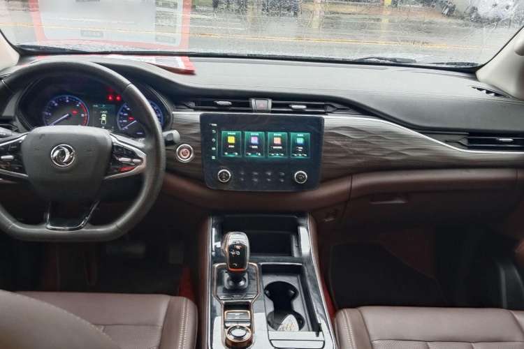 Used Dongfeng Ruichi 7 2022 2.3T Automatic All-Wheel Drive Diesel Standard Version with Long Cargo Bed and Flat-Floor M9T Interior 1
