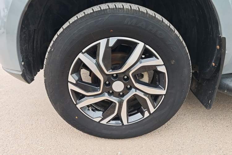 Used Dongfeng Ruichi 7 2022 2.3T Automatic All-Wheel-Drive Diesel Flagship M9T Left Front Wheel Hub