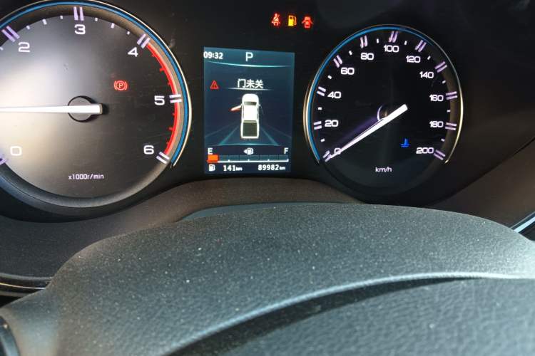 Used Dongfeng Ruichi 7 2022 2.3T Automatic All-Wheel Drive Diesel Standard Version with Long Cargo Bed M9T Odometer Close Up