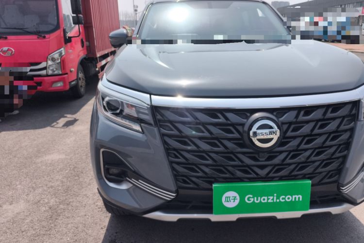 Used Dongfeng Ruichi 7 2022 2.3T Automatic 4x4 Diesel Flagship Long Cargo Bed M9T Right Front Headlight
