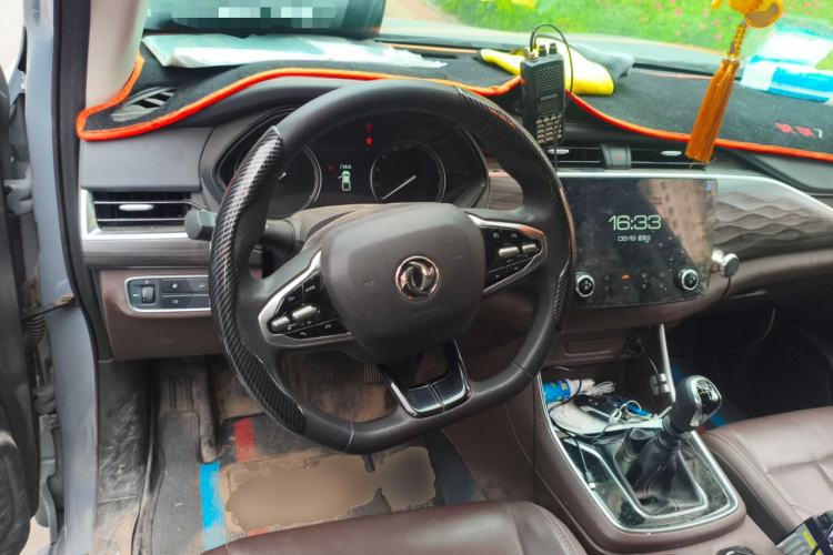 Used Dongfeng Ruichi 7 2022 2.3T Manual Two-Wheel Drive Diesel Standard Version with Long Cargo Bed M9T Steering Wheel