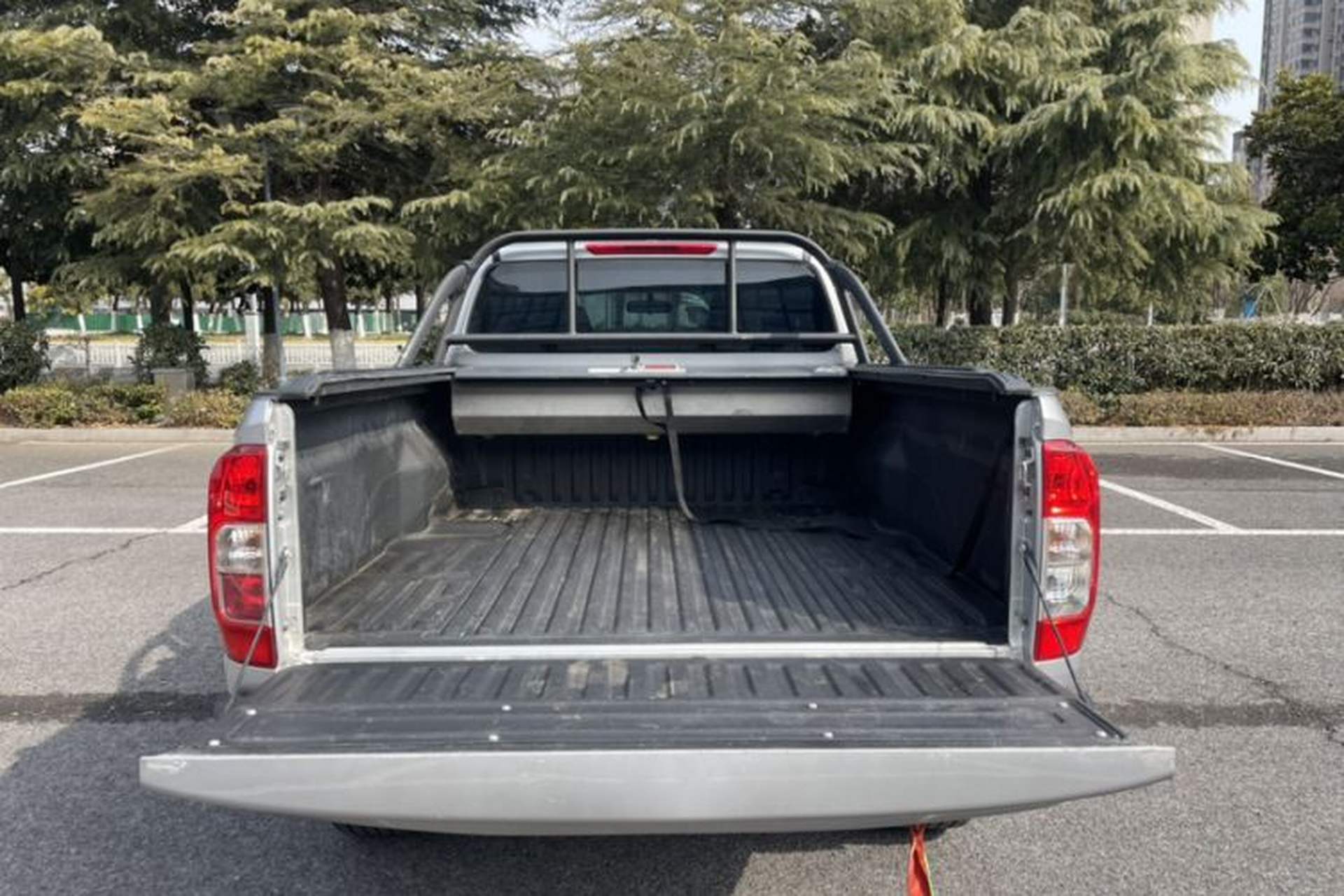 Used Dongfeng Ruichi 7 2022 2.3T Automatic Two-Wheel Drive Diesel Standard Version with Long Cargo Bed and Flat-Floor Design M9T Exterior 7