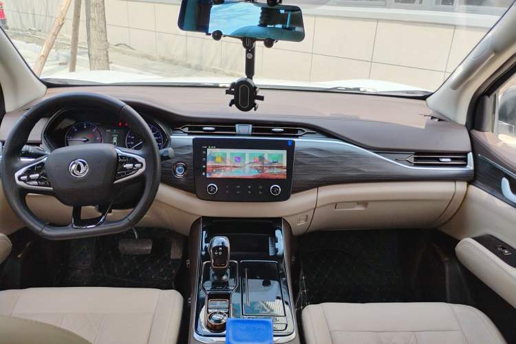 Used Dongfeng Ruichi 7 2022 2.3T Automatic All-Wheel-Drive Diesel Flagship Version with Five-Link Suspension M9T Center Console