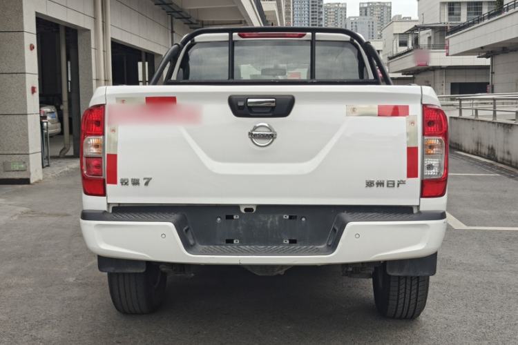 Used Dongfeng Ruichi 7 2022 2.3T Manual 4x4 Diesel Standard Version with Long Cargo Bed and Flatbed M9T Exterior 3