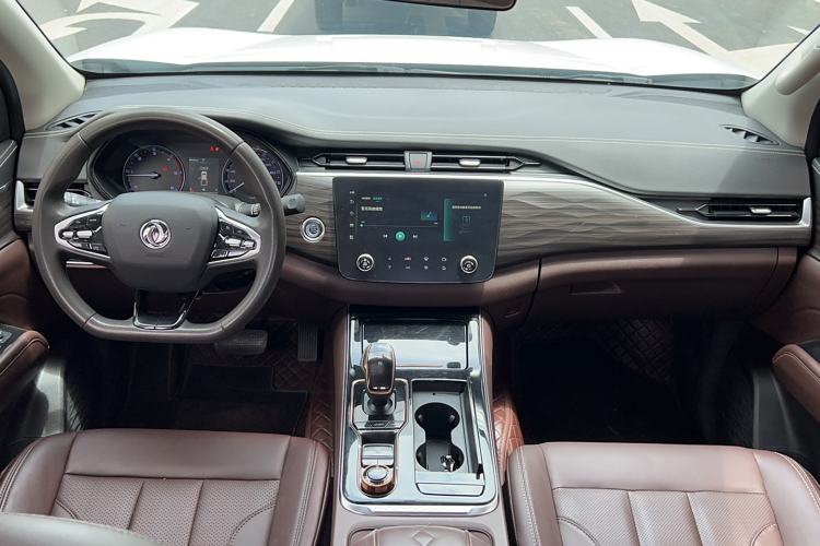 Used Dongfeng Ruichi 7 2022 2.3T Automatic All-Wheel Drive Diesel Standard M9T Interior 3