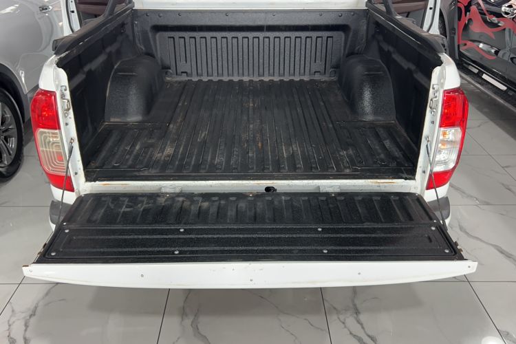 Used Dongfeng Ruichi 7 2022 2.3T Automatic All-Wheel Drive Diesel Standard M9T Trunk