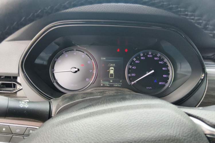 Used Dongfeng Ruichi 7 2023 2.0T Manual Two-Wheel Drive Gasoline Standard Version Instrument Cluster