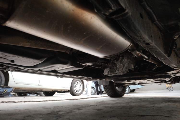 Used Dongfeng Ruichi 7 2023 Huxiao 2.3T Automatic 4x4 Diesel Flagship Model M9T Chassis Rear Right